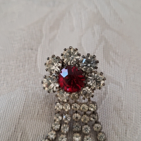 Vintage glass dangle earrings - Picture 4 of 4